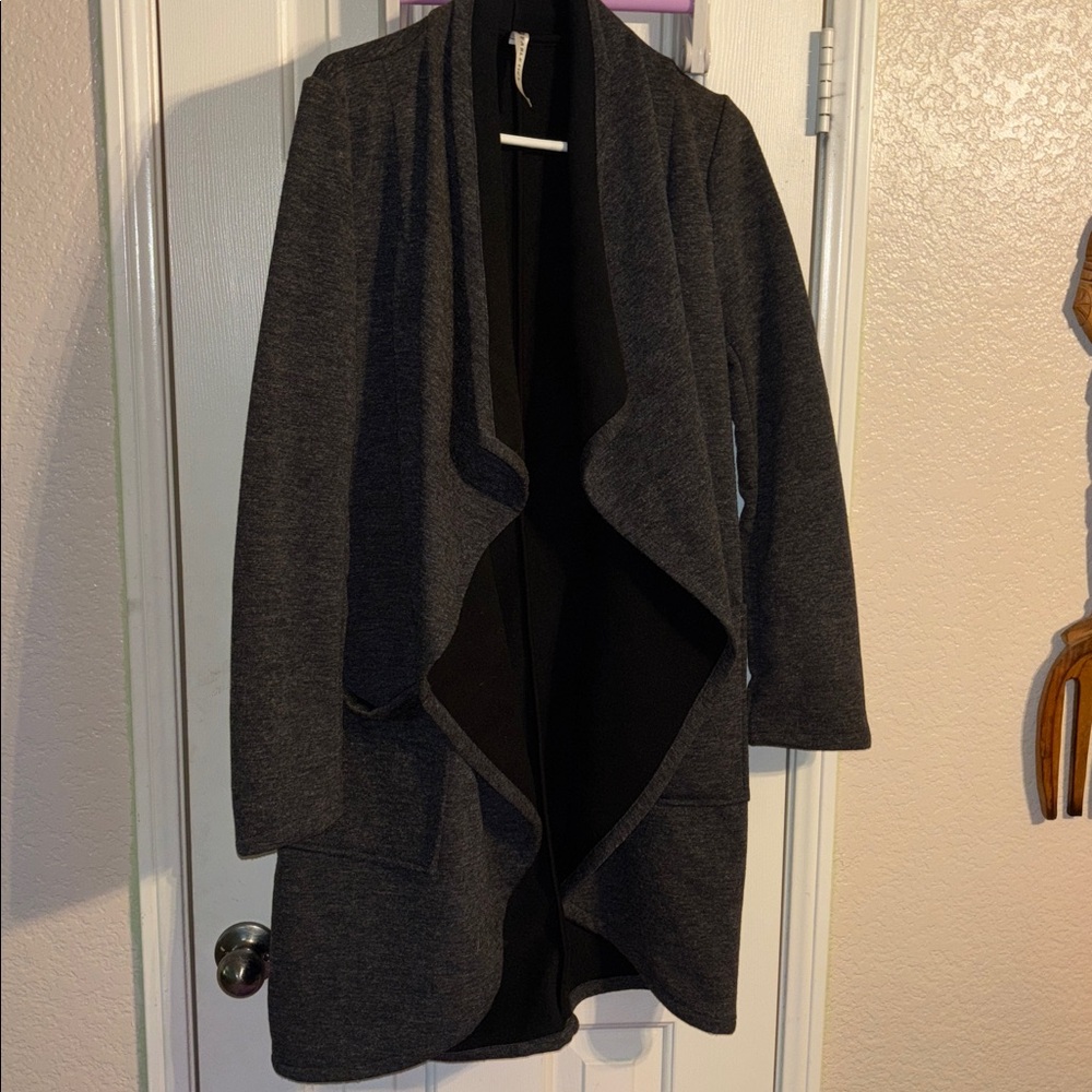 Fabletics Grey Waterfall Jacket Large EUC